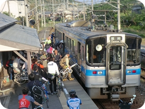島波海道騎行照片：JR特別自行車列車